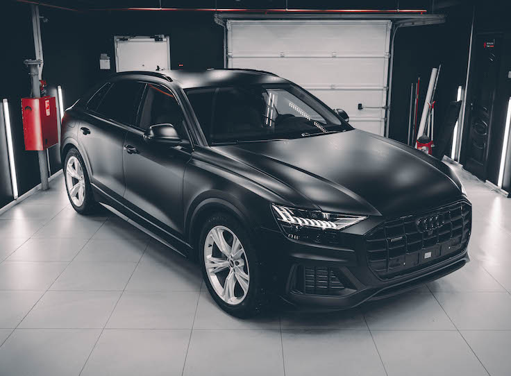  Audi-Q8