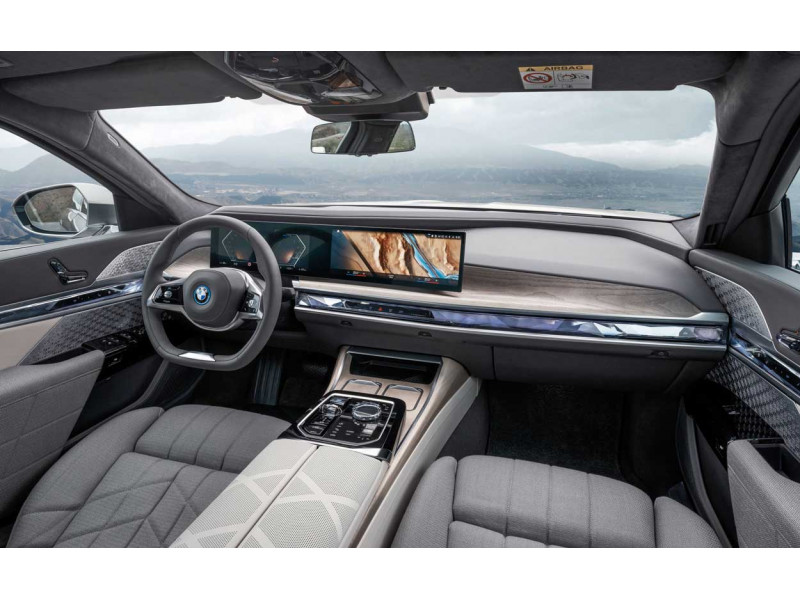Андроид BMW 7 G70
