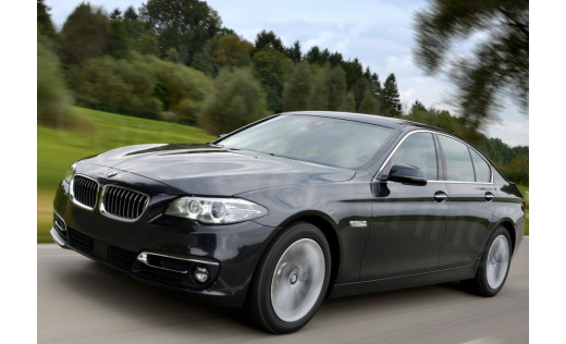 Замена штатного монитора BMW 5 F10