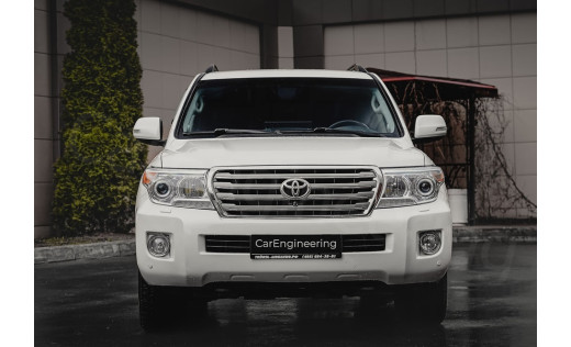 Замена монитора Toyota Land Cruiser 200 на Android 