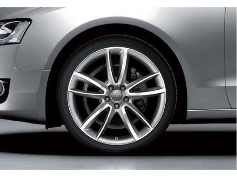 Колеса в сборе Audi A5 S5 RS5 (8W) R20 (диски оригинал и летняя резина)