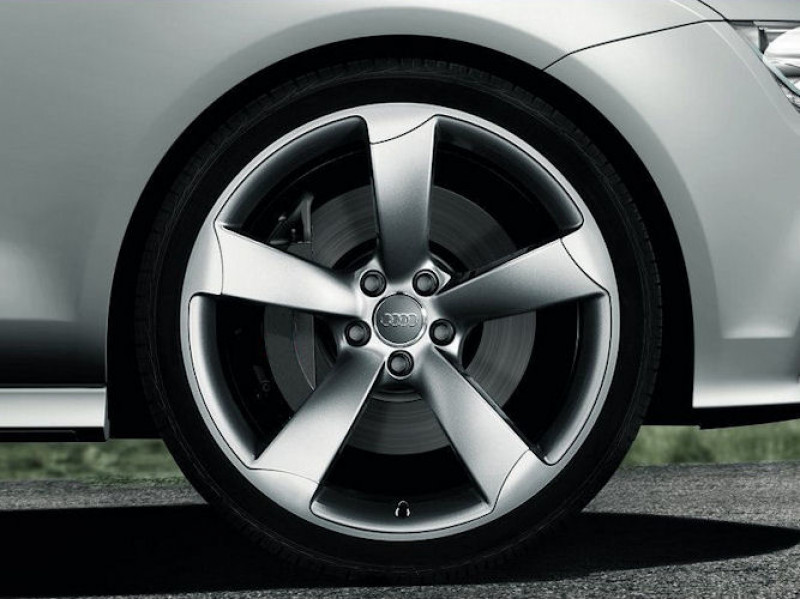 Колеса в сборе Audi RS7 S7 A7 R21 (диски оригинал и летняя резина)