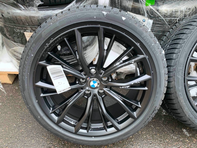Зимние колеса в сборе R19 786M стиль на BMW 8 G15 (БМВ 8)