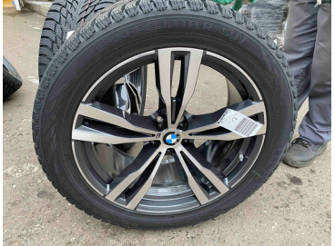 Комплект зимних колес BMW X7 R21, стиль 754