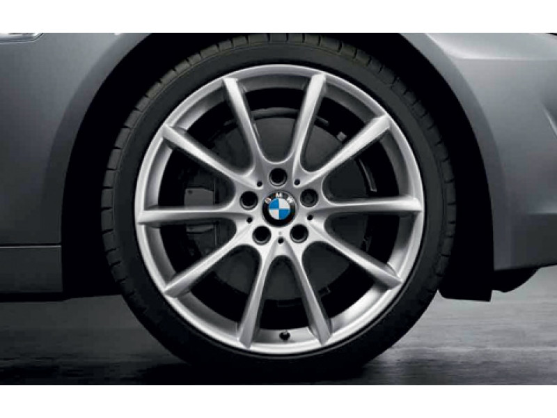 Зимние шины и диски BMW 5 F10 R18