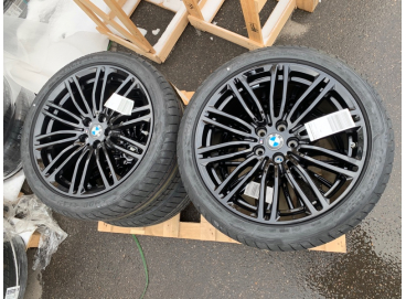 Летние колеса BMW 5 G30 и G31 R19 Double Spoke 664M