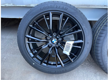 Летние шины BMW 3 G20 и 4 G22 (резина и диски R18) Double Spoke 796M Performance