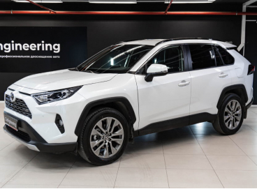 Оклейка Toyota RAV4 пленкой