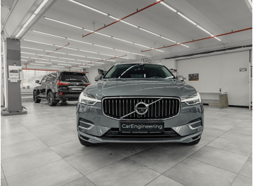 Оклейка Volvo XC60 антигравийной пленкой