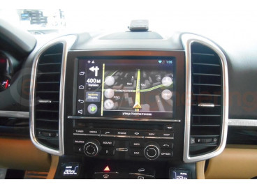 Android для Porsche Cayenne, навигация с пробками и мониторы для пассажиров