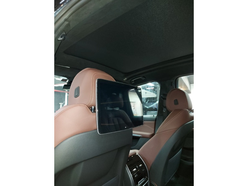 Cъемный задний монитор OEM 11,6" на BMW 4 F32, F36