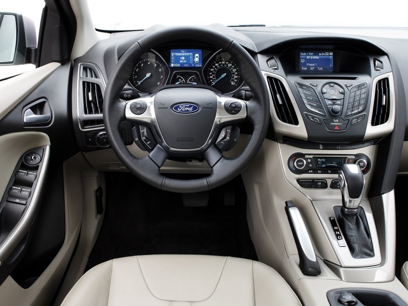 Шумоизоляция Ford Focus 3 (шумка Форд Фокус 3)