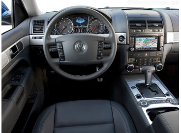 Шумоизоляция Volkswagen Touareg 1 (2002-2010)