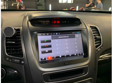 Головное устройство CarMedia на Киа Соренто 2012- 2018
