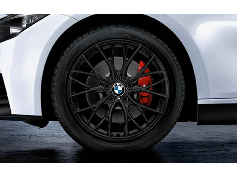 Диск оригинальный литой на BMW 4' F32/F33/F36 и 3' F30/F31 (R18)