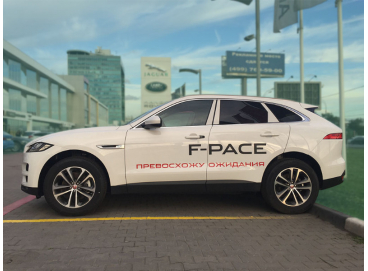 Штатный видеорегистратор AXIOM Wi-Fi на Jaguar F-Pace