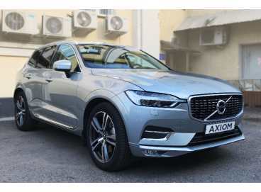 Штатный видеорегистратор AXIOM Volvo XC60 под зеркало