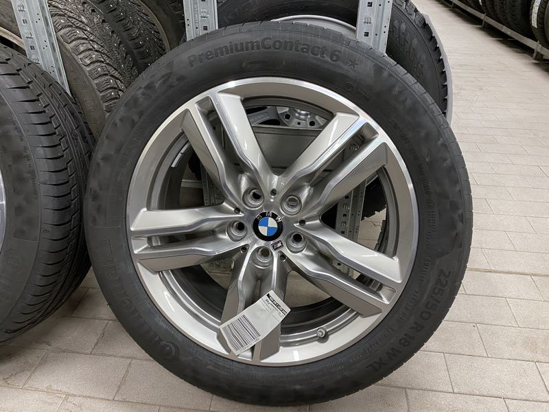 Летние шины BMW X1 F48 и X2 F49 (резина и диски R18) Double Spoke 570M