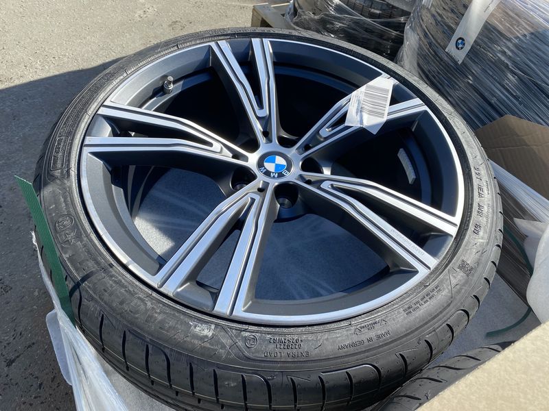 Летние шины BMW 3 G20 и 4 G22 (резина и диски R19) Double Spoke 793i