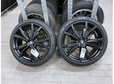 Колеса на лето BMW X1 F48 и X2 F49 (резина и диски R20) Double Spoke 717M