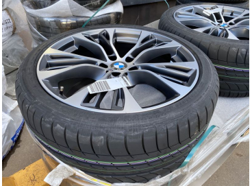 Летние шины BMW X5 F15 (резина и диски R21 Double Spoke 599M)