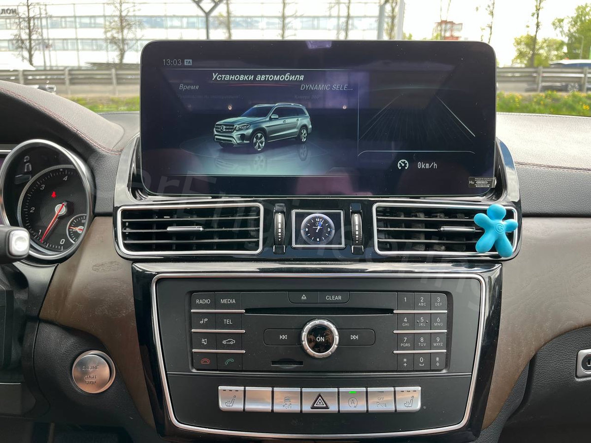 Штатный экран Mercedes GLE и GLS