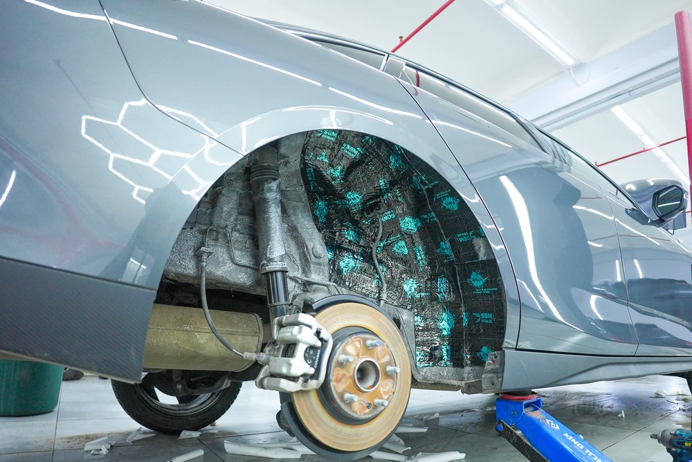 Шумоизоляция автомобиля Changan в салоне Кар инжиниринг
